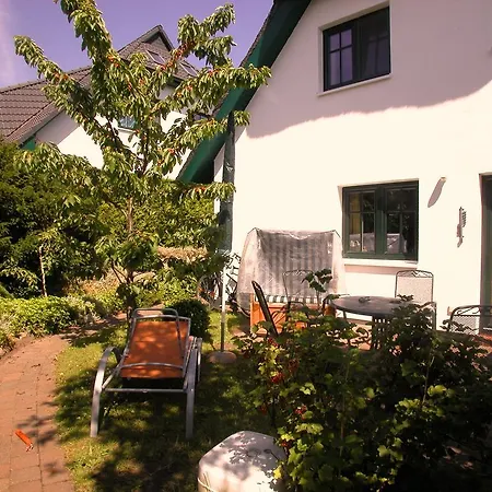 Kapitanshauser Boddenstrasse 29A-C Gager Exterior photo