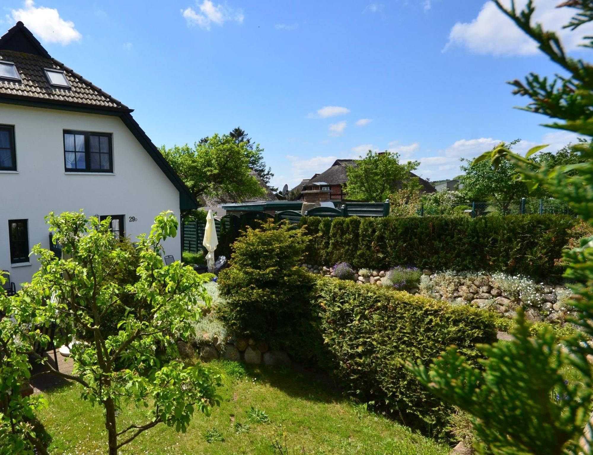 Kapitanshauser Boddenstrasse 29a-c Gager
