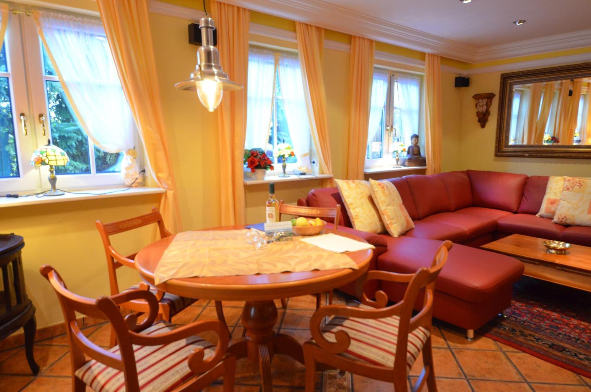 Casa vacanze Kapitanshauser Boddenstrasse 29a-c